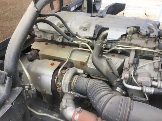 三菱ふそうキャンター平ボディ小型（2t・3t）[写真19]