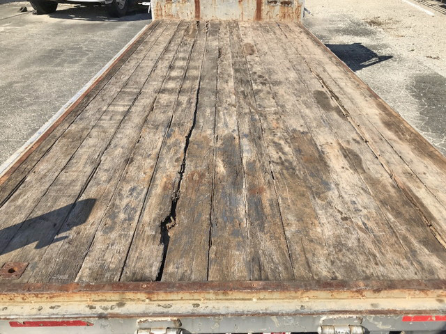 いすゞエルフアルミブロック小型（2t・3t）[写真13]