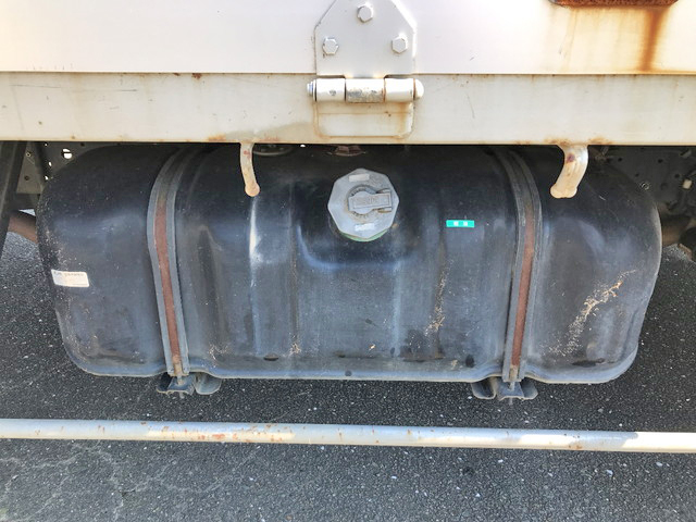 いすゞエルフアルミブロック小型（2t・3t）[写真17]