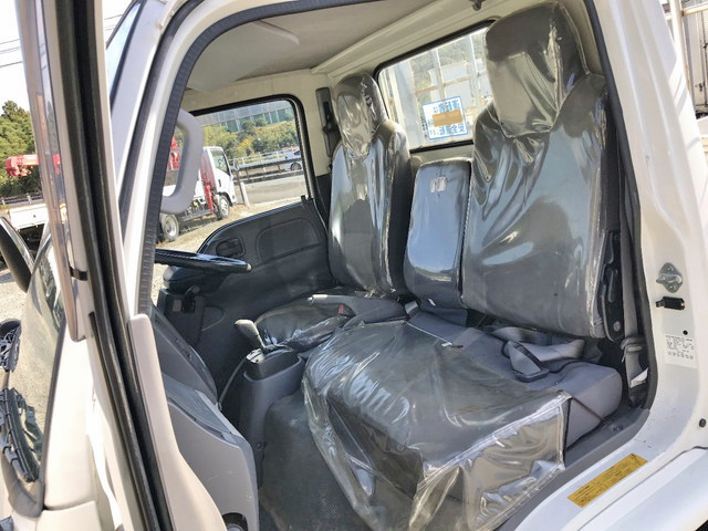 いすゞエルフアルミブロック小型（2t・3t）[写真30]