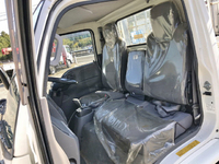 いすゞエルフアルミブロック小型（2t・3t）[写真30]