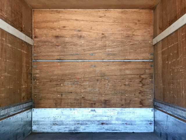 いすゞエルフアルミバン小型（2t・3t）[写真11]