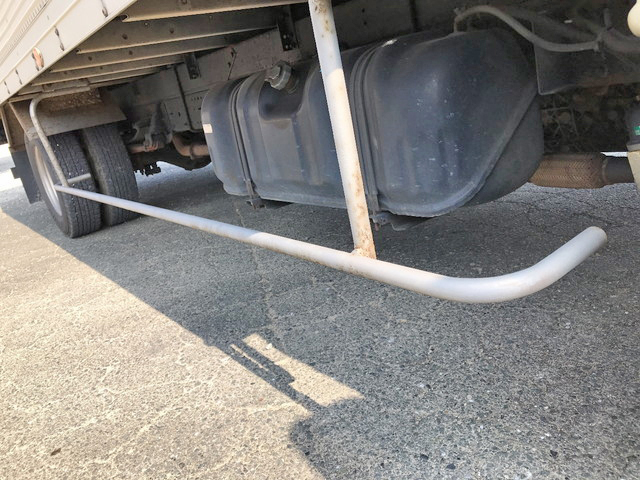 いすゞエルフアルミバン小型（2t・3t）[写真18]