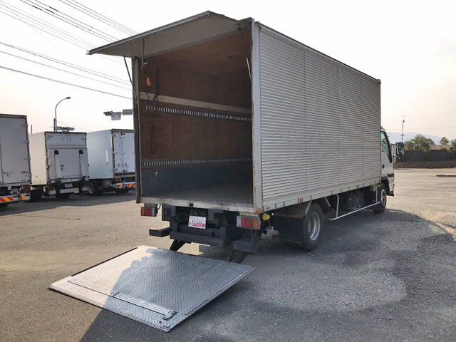 いすゞエルフアルミバン小型（2t・3t）[写真02]