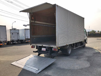 いすゞエルフアルミバン小型（2t・3t）[写真02]