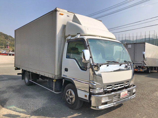 いすゞエルフアルミバン小型（2t・3t）[写真03]
