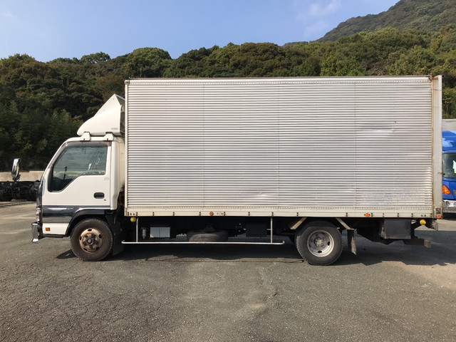 いすゞエルフアルミバン小型（2t・3t）[写真05]