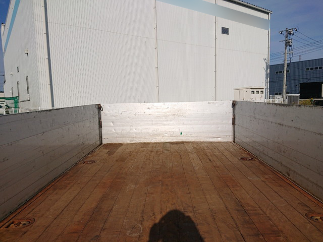 日野レンジャーアルミブロック増トン（6t・8t）[写真10]