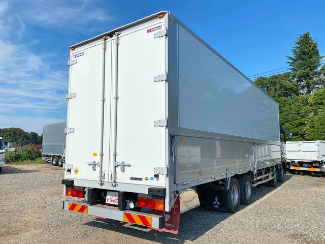三菱ふそうスーパーグレートパネルウイング大型（10t）[写真02]