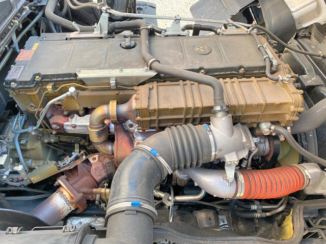 三菱ふそうスーパーグレートパネルウイング大型（10t）[写真26]