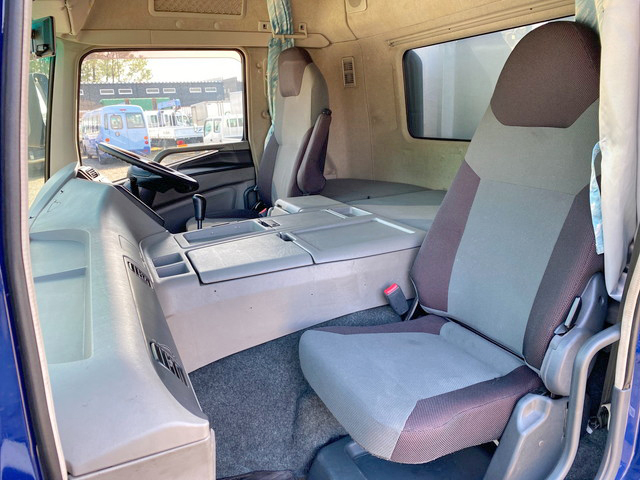 三菱ふそうスーパーグレートパネルウイング大型（10t）[写真32]