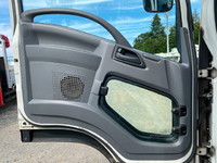 いすゞフォワード冷凍車（冷蔵車）中型（4t）[写真28]