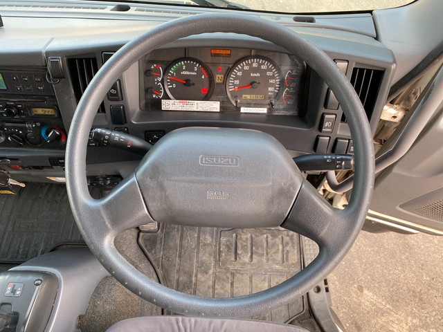 いすゞフォワード冷凍車（冷蔵車）中型（4t）[写真38]