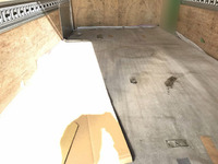 三菱ふそうキャンターパネルバン小型（2t・3t）[写真06]