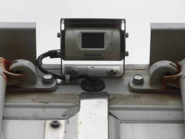 三菱ふそうキャンターアルミバン小型（2t・3t）[写真11]