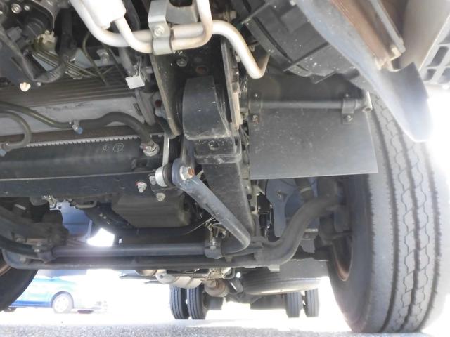 三菱ふそうキャンターアルミバン小型（2t・3t）[写真30]