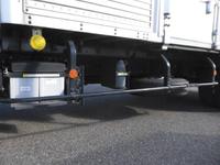 三菱ふそうキャンターアルミバン小型（2t・3t）[写真35]