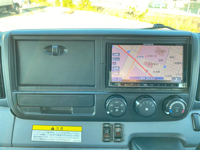 三菱ふそうキャンターアルミバン小型（2t・3t）[写真36]