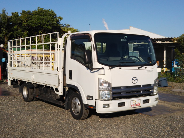 マツダタイタン平ボディ小型（2t・3t）[写真03]
