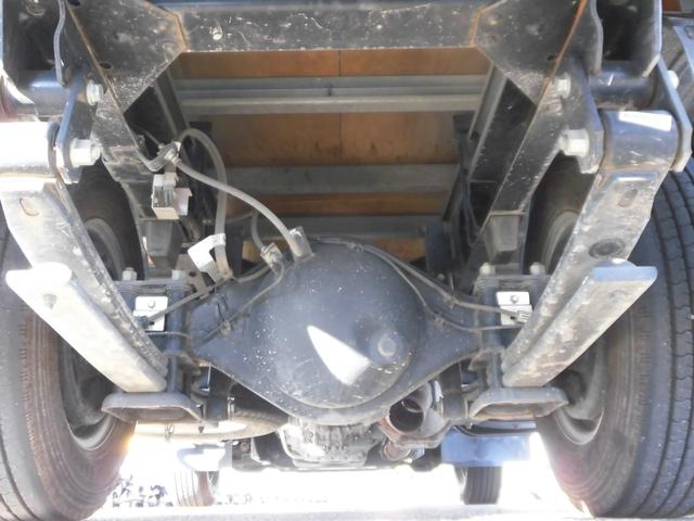 いすゞエルフアルミバン小型（2t・3t）[写真37]