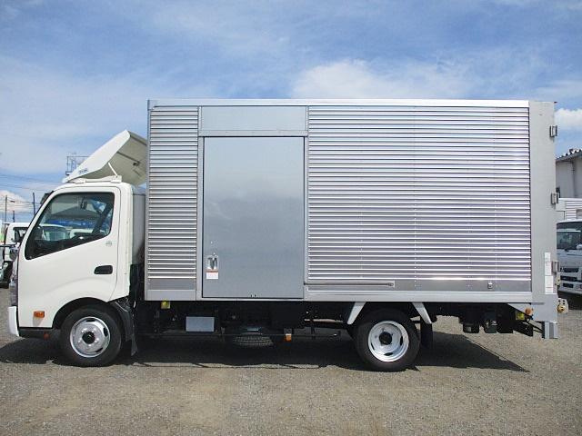 トヨタダイナアルミバン小型（2t・3t）[写真08]
