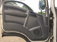 いすゞエルフアルミバン小型（2t・3t）[写真27]