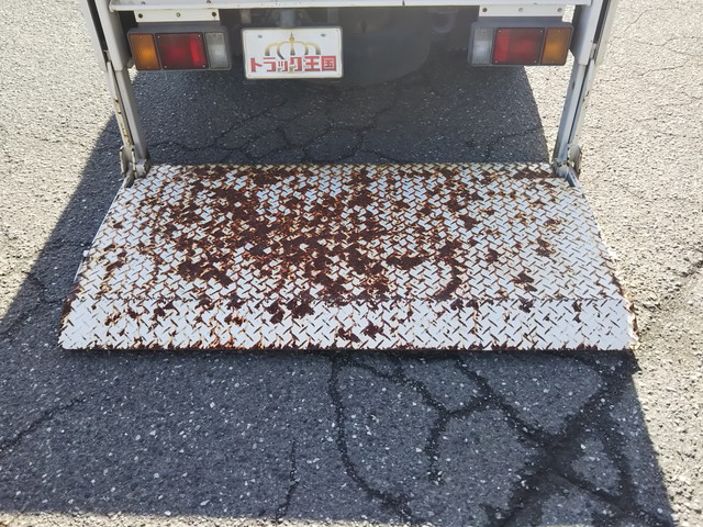 いすゞエルフ平ボディ小型（2t・3t）[写真10]