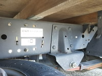 いすゞエルフ平ボディ小型（2t・3t）[写真15]