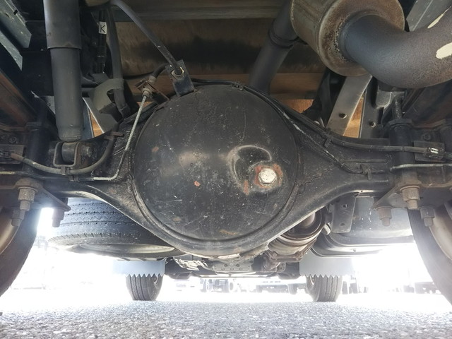 いすゞエルフ平ボディ小型（2t・3t）[写真17]