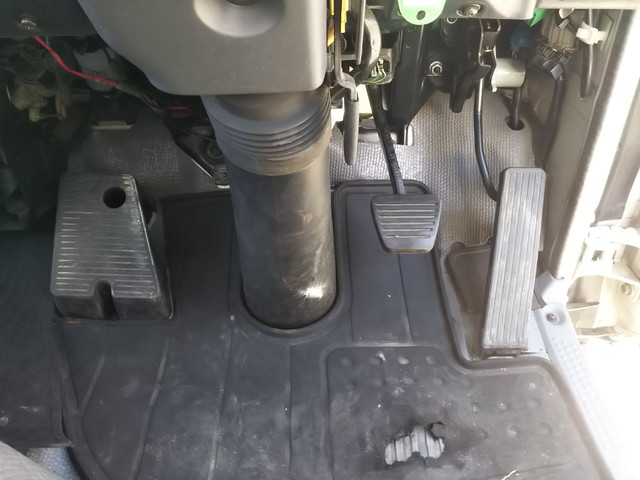 いすゞエルフ平ボディ小型（2t・3t）[写真34]