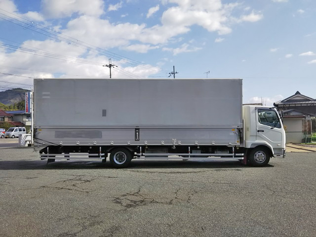三菱ふそうファイター幌ウイング中型（4t）[写真07]