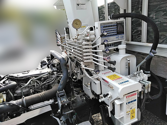 いすゞエルフクレーン6段小型（2t・3t）[写真10]