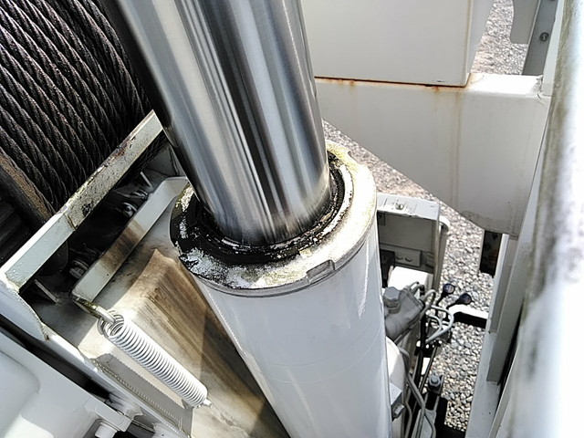 いすゞエルフクレーン6段小型（2t・3t）[写真12]