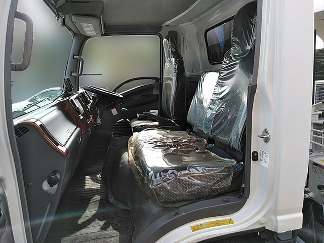 いすゞエルフクレーン6段小型（2t・3t）[写真23]