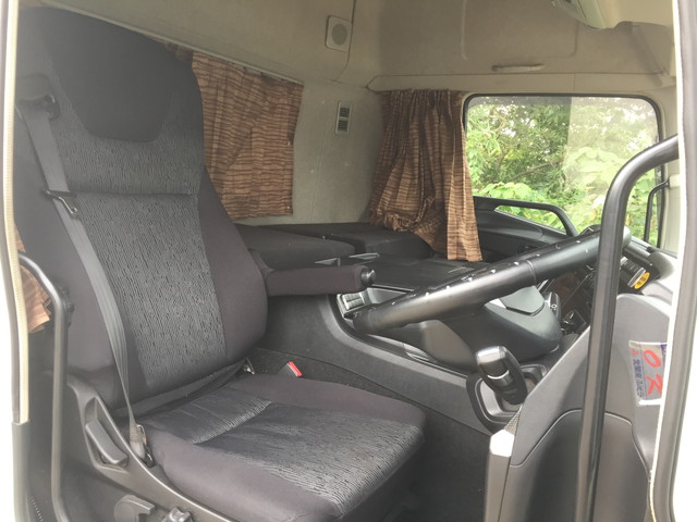 三菱ふそうスーパーグレートトレーラーヘッド（トラクターヘッド）大型（10t）[写真22]