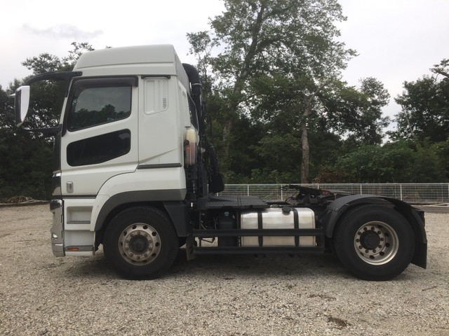 三菱ふそうスーパーグレートトレーラーヘッド（トラクターヘッド）大型（10t）[写真05]