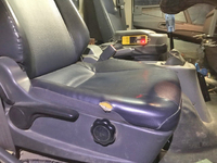 三菱ふそうファイターアームロール中型（4t）[写真27]