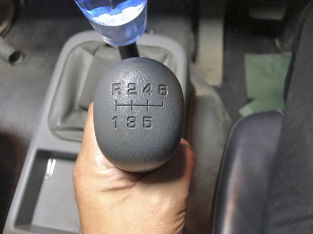 三菱ふそうファイターアームロール中型（4t）[写真34]