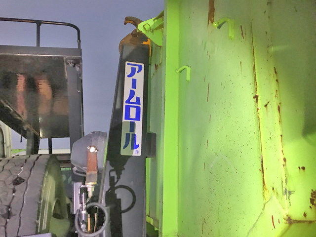 三菱ふそうファイターアームロール中型（4t）[写真05]