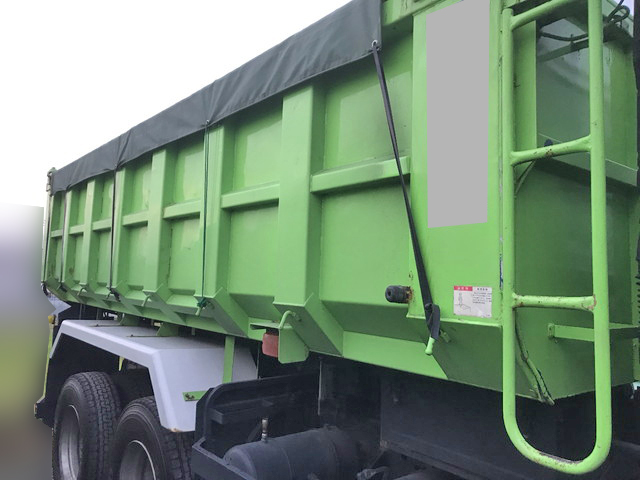 いすゞギガ深ダンプ（土砂禁ダンプ）大型（10t）[写真04]