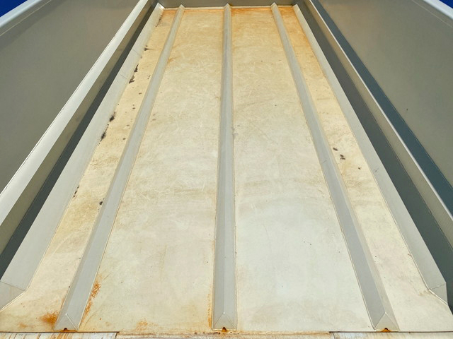 三菱ふそうスーパーグレート深ダンプ（土砂禁ダンプ）大型（10t）[写真14]