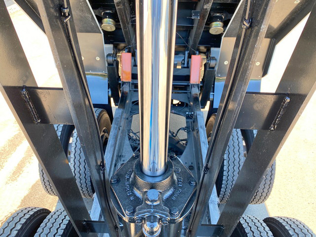 三菱ふそうスーパーグレート深ダンプ（土砂禁ダンプ）大型（10t）[写真19]