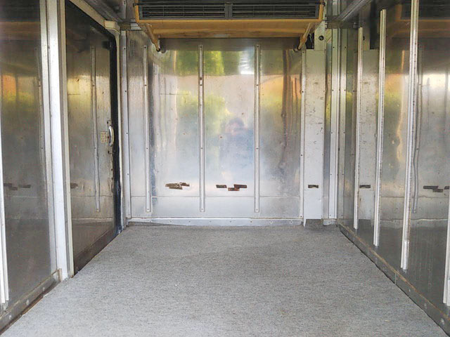 トヨタダイナ冷凍車（冷蔵車）小型（2t・3t）[写真08]