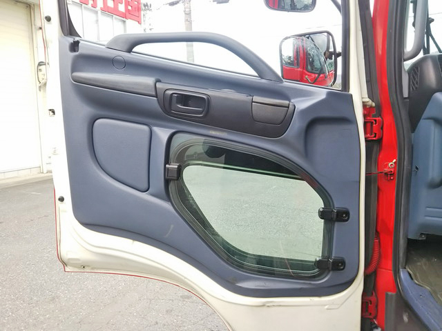 日野レンジャーアルミウイング中型（4t）[写真29]