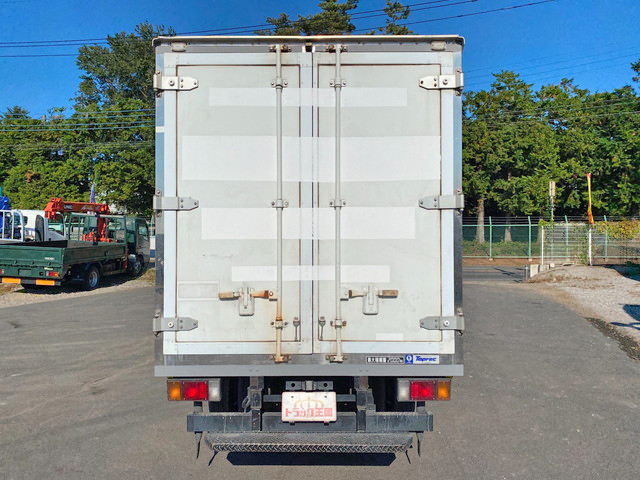 いすゞエルフ冷凍車（冷蔵車）小型（2t・3t）[写真10]