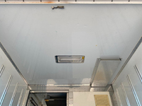 いすゞエルフ冷凍車（冷蔵車）小型（2t・3t）[写真13]