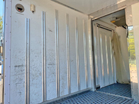 いすゞエルフ冷凍車（冷蔵車）小型（2t・3t）[写真14]