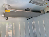 いすゞエルフ冷凍車（冷蔵車）小型（2t・3t）[写真17]