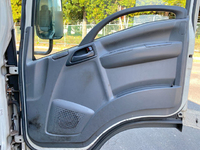 いすゞエルフ冷凍車（冷蔵車）小型（2t・3t）[写真29]