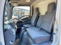 いすゞエルフ冷凍車（冷蔵車）小型（2t・3t）[写真31]